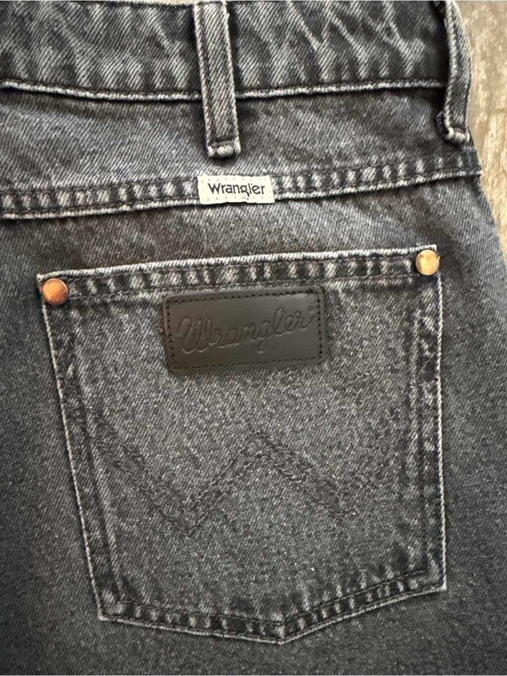Wrangler Wanderer Black Flare Jeans with Green Back Patch 27x32 - Picture 3 of 13